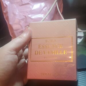 BCBG Essence de Vanille Eau de Parfum - Pink with Gold Accents